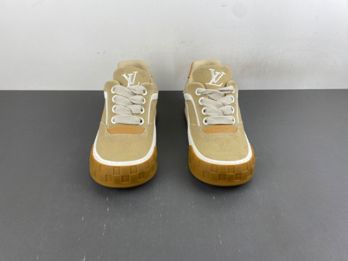 Lou1su1tt Tilted Sneaker