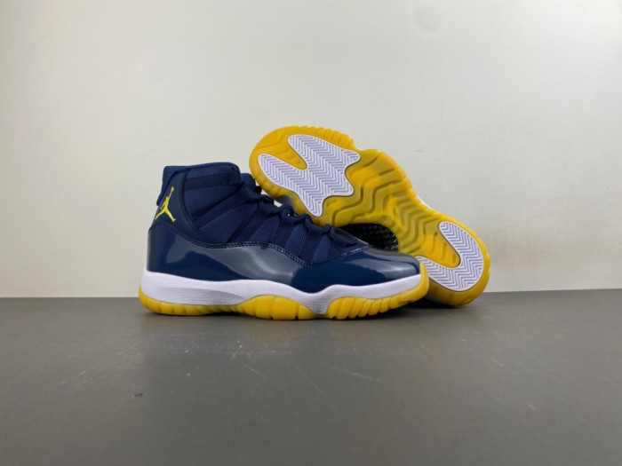 Air Jordan 11 Retro Low Midnight Navy AT7802-115