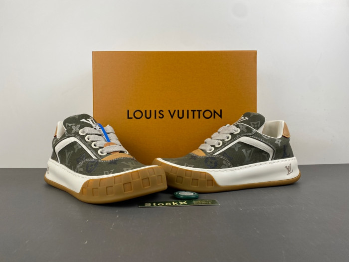 Lou1su1tt Tilted Sneaker