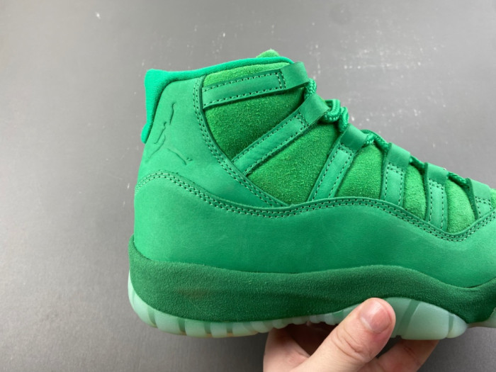 Air Jordan 11 Retro Green Screen Monstars lQ5700-900