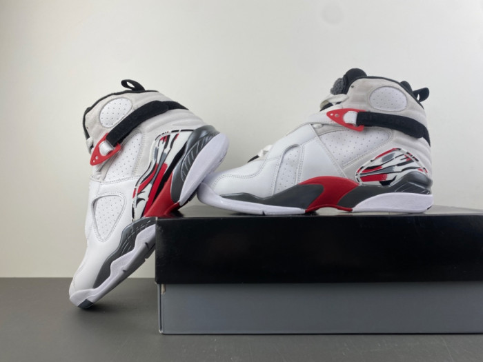 Air Jordan 8 Retro Bugs Bunny (2025) 305381-100