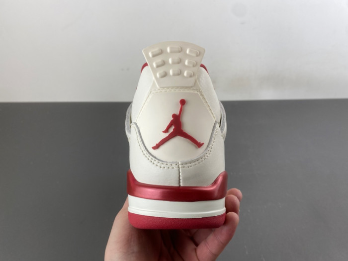 Air Jordan 4 "Sierra Red" HV0823-108