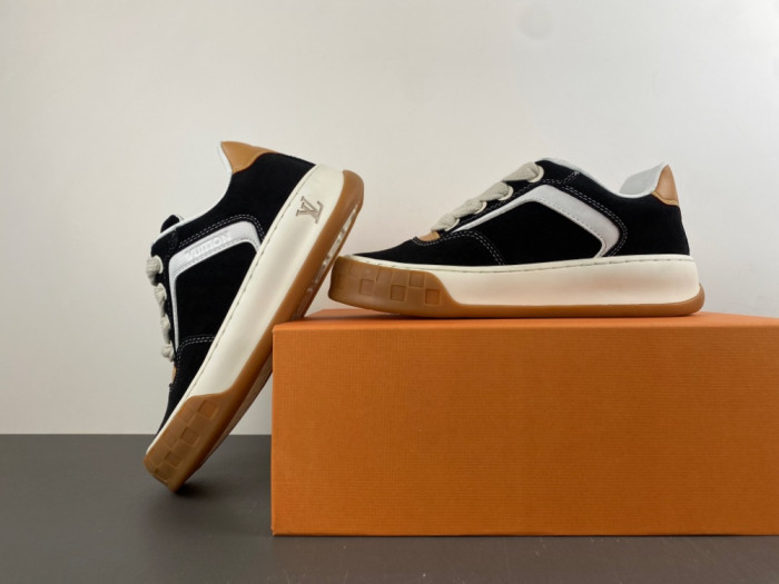 Lou1su1tt Tilted Sneaker