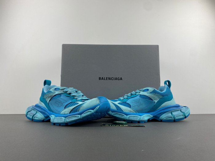 BLCG 3XL SNEAKER 759693 W3XLI 0510