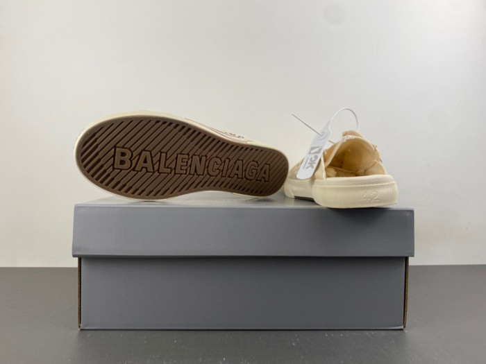blcg wmns Gr*ffiti paris mule 