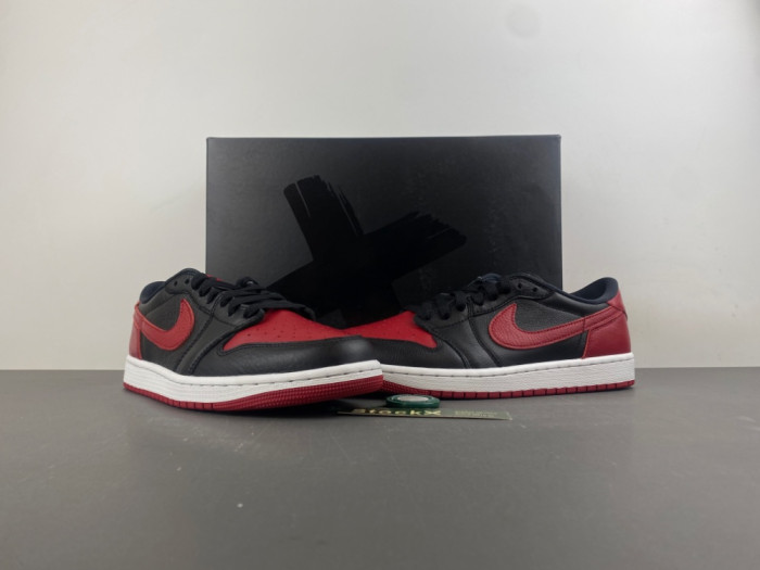 Air Jordan 1 Retro Low OG Banned IW6276-001