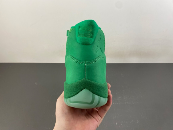 Air Jordan 11 Retro Green Screen Monstars lQ5700-900