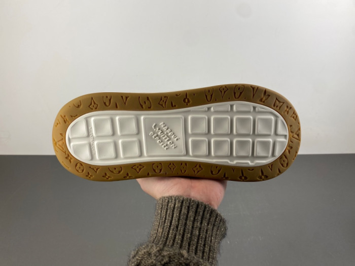Lou1su1tt Tilted Sneaker