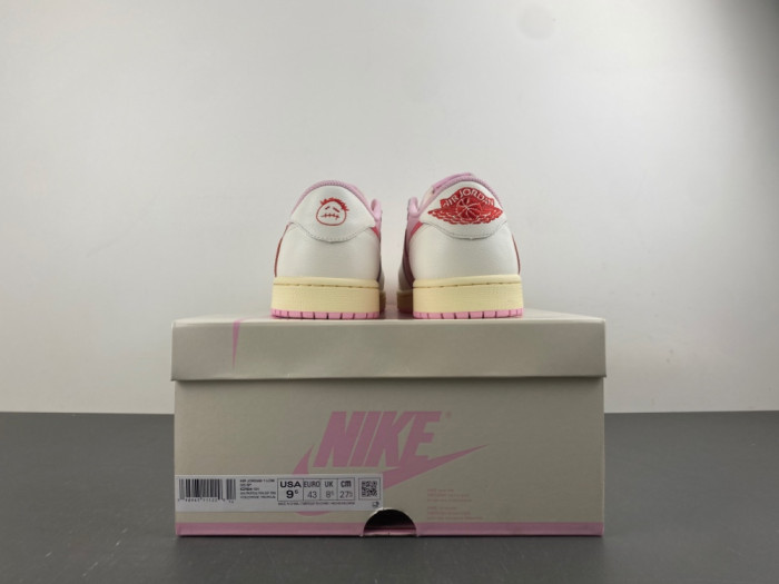 Travis Scott × Air Jordan 1 Low "Shy Pink"IQ7604-101