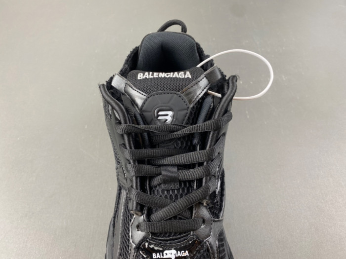BLCG Runner Lighted Sneaker 853225 WRNLD 1000