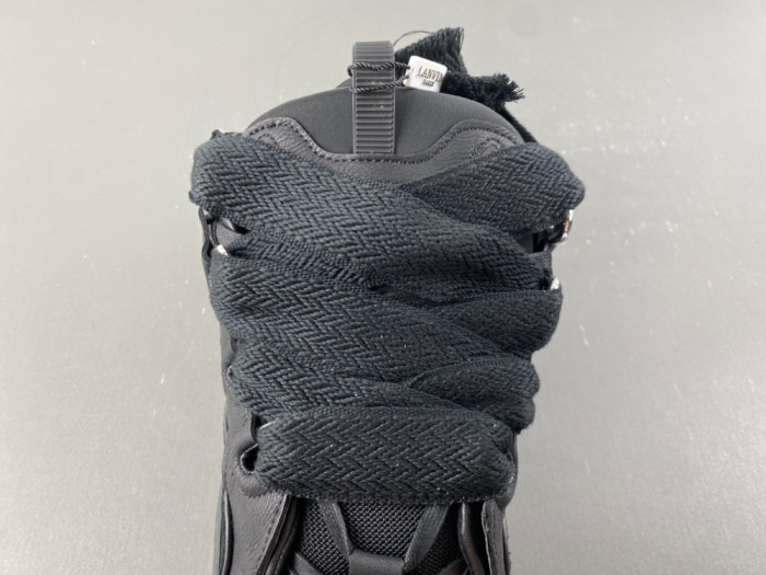 Lanu1n sneakers