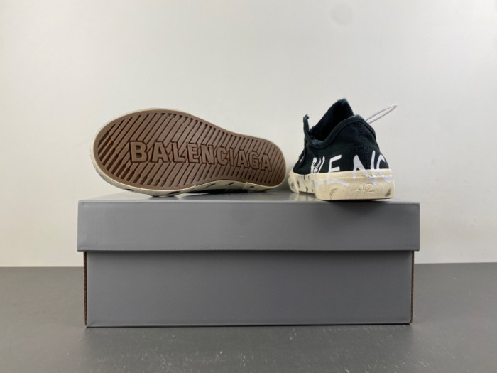 BLCG Paris Low 688754 W3RR5 1099