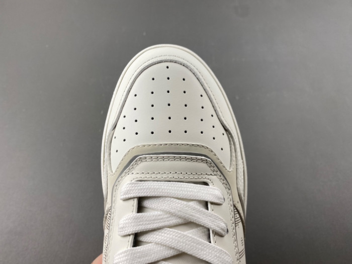 D10R B27 Sneaker