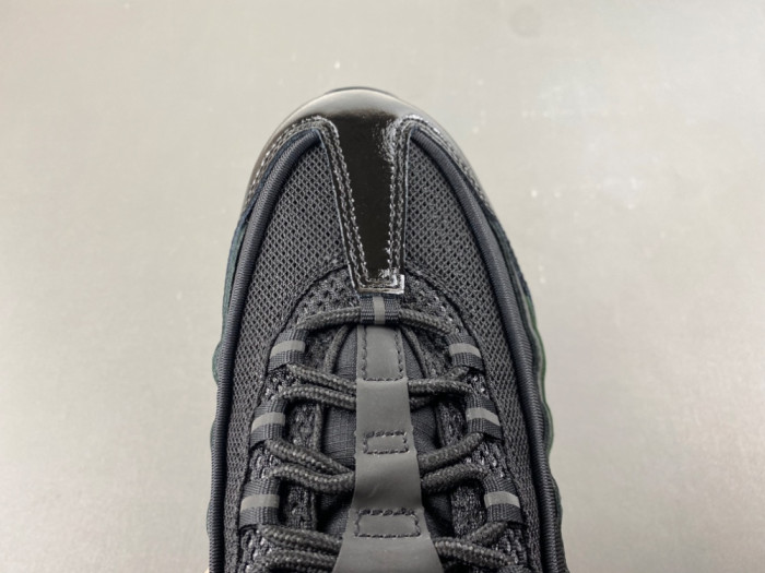 Nike Air Max 95 SP Undefeated Black IB4453-001