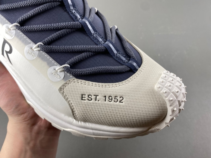 M0nc1er trailgrip gtx sneakers