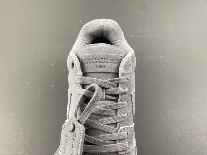 OFW SNEAKER