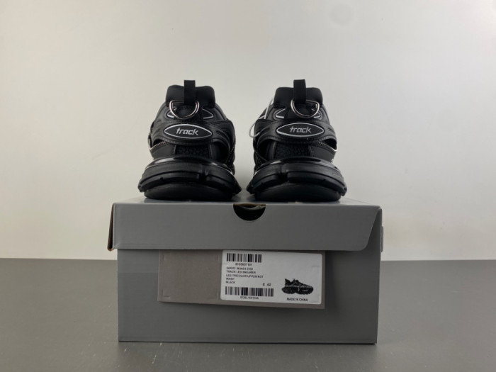 BLCG Track Trainer 542023-w3ad3 2350