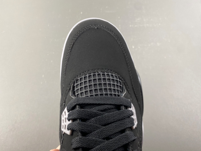 Air Jordan 4 Retro OG Bred (2026) IX8180-001