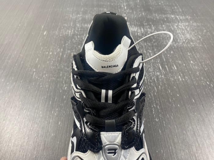 BLCG RUNNER SNEAKER 779066-W3RBXP-0213