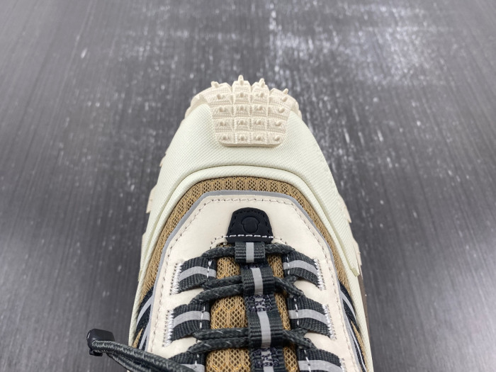 M0nc1er trailgrip gtx sneakers