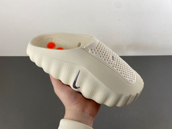 Nike Mind 001 Slide Sail (Women
