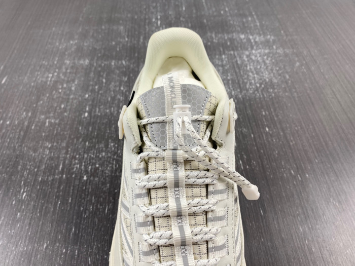 M0nc1er trailgrip gtx sneakers