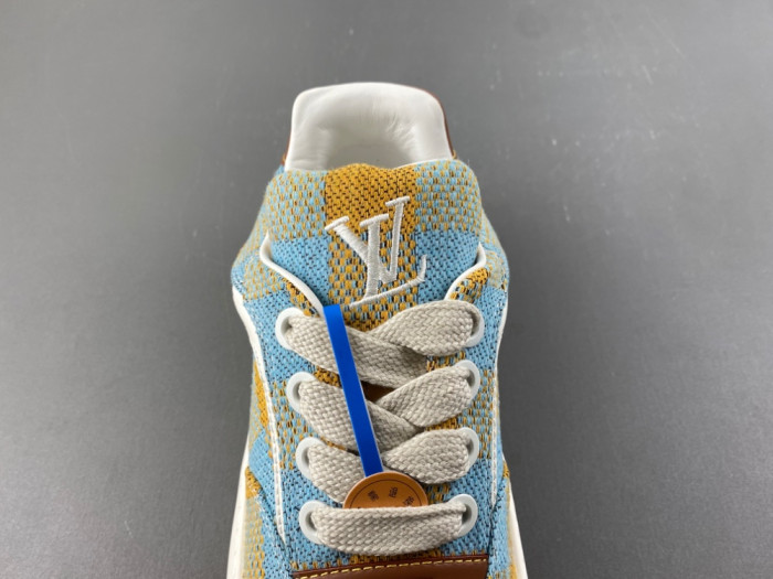 Lou1su1tt Tilted Sneaker