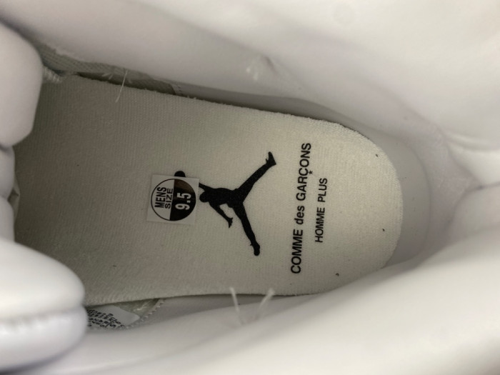 Air Jordan 11 Retro Comme des Garçons Homme Plus White IV7639-100