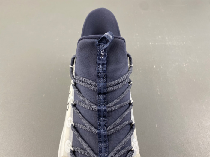 M0nc1er trailgrip gtx sneakers