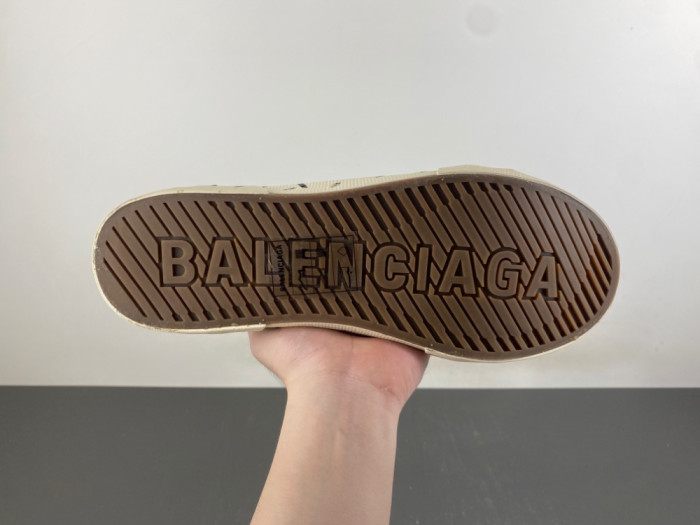 BLCG Paris Low 688754 W3RR5 9010