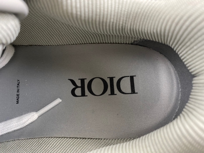 D10R B27 Sneaker