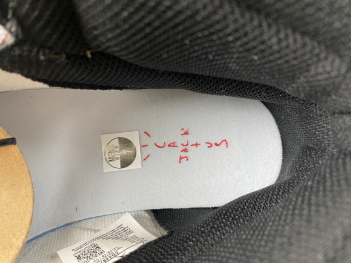 Air Jordan 1 Retro High Travis Scott CD4487-001