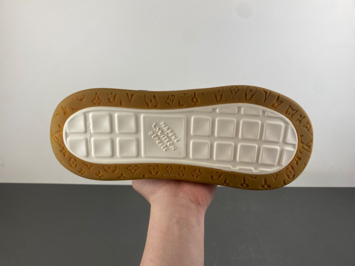 Lou1su1tt Tilted Sneaker
