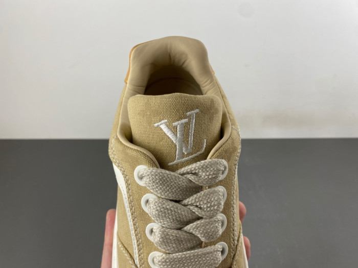 Lou1su1tt Tilted Sneaker
