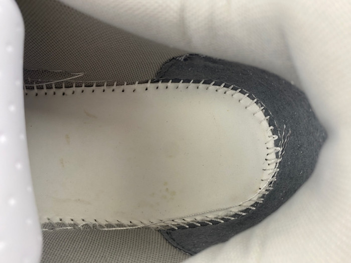 OFW SNEAKER