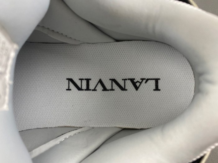 Lanu1n sneakers