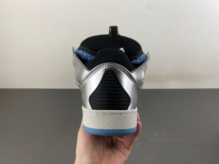 Lanu1n sneakers