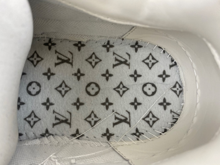 Lou1su1tt Tilted Sneaker