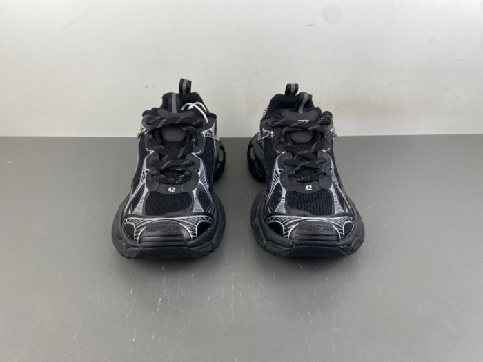 BLCG 3XL SNEAKER 734734 W3XCN 1000