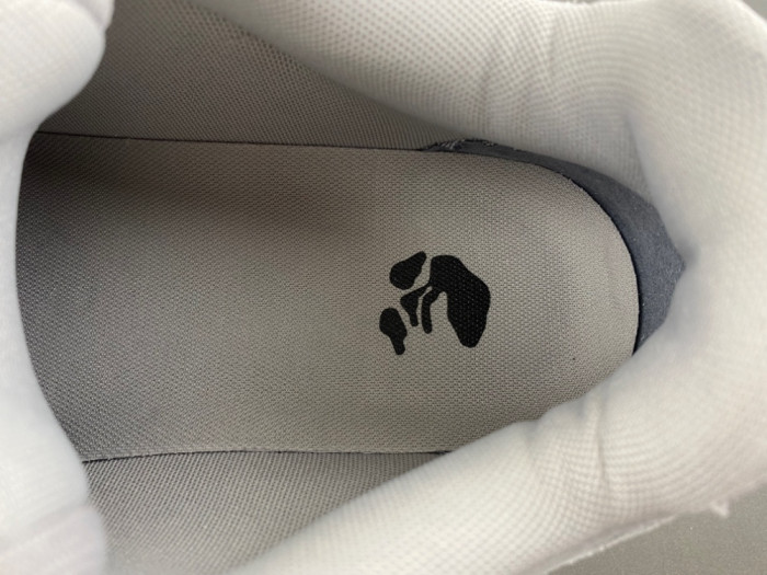 OFW SNEAKER