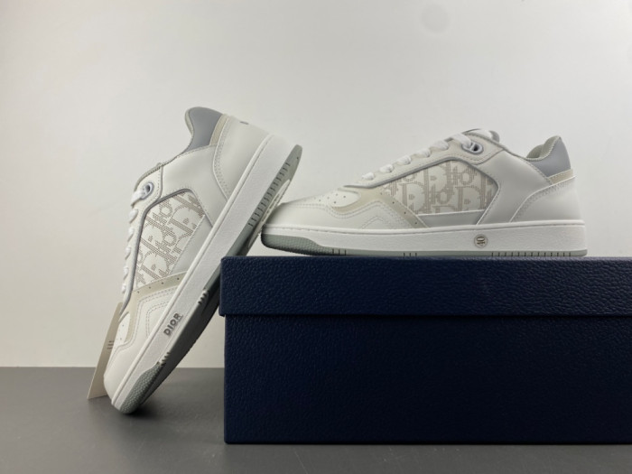 D10R B27 Sneaker