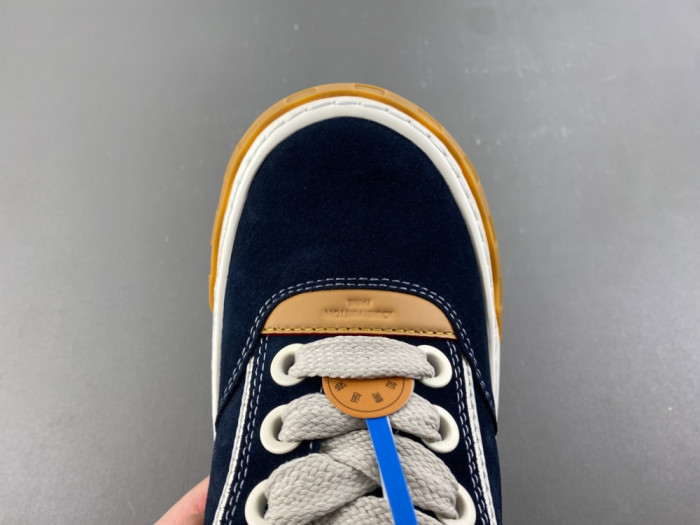 Lou1su1tt Tilted Sneaker