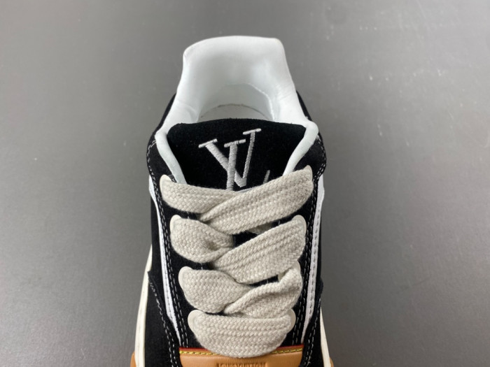 Lou1su1tt Tilted Sneaker