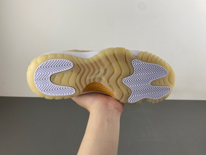 Air Jordan 11 Retro Low Mother