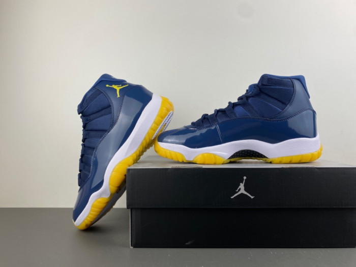 Air Jordan 11 Retro Low Midnight Navy AT7802-115