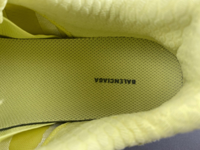 BLCG Platform yellow Green Gray 872642 WMRTN 1197