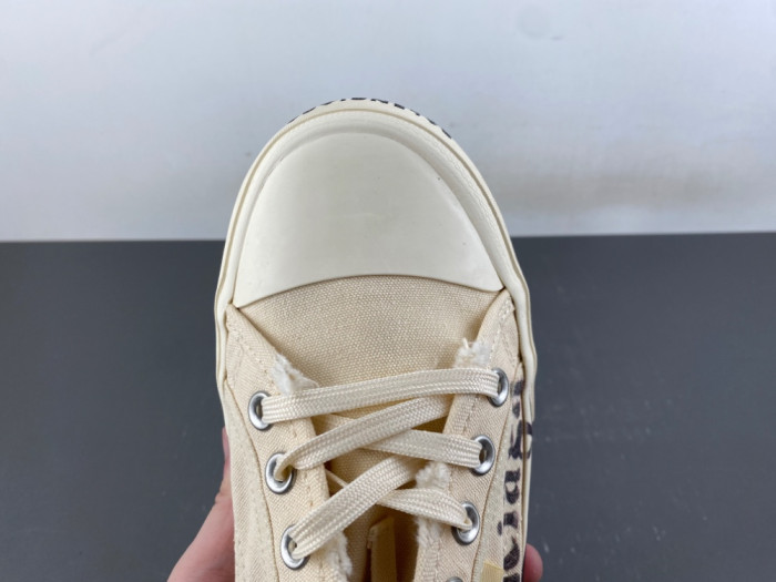 blcg wmns Gr*ffiti paris mule 