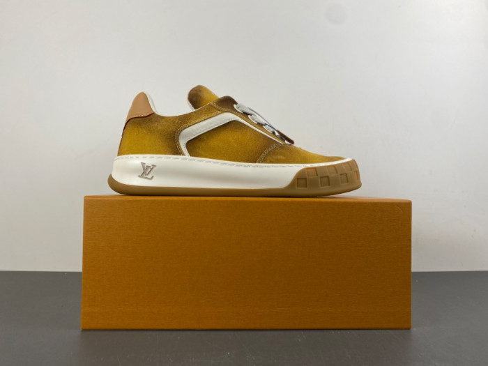 Lou1su1tt Tilted Sneaker