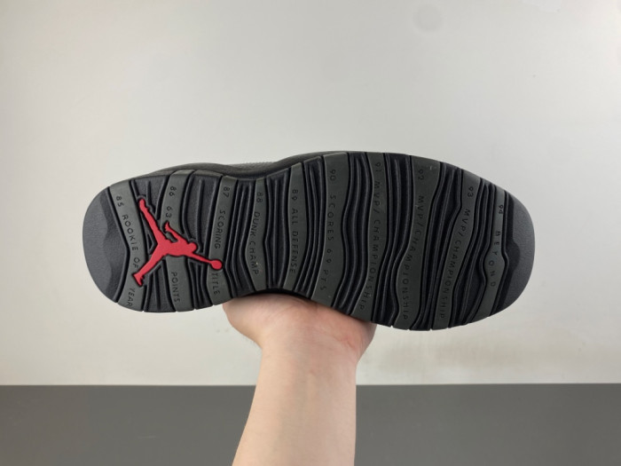 Air Jordan 10 Retro Shadow (2025) HJ6779-001