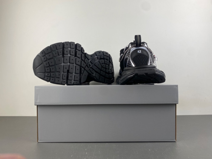 BLCG 3XL SNEAKER 734734 W3XCN 1000